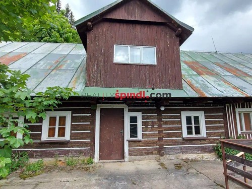Prodej chalupy 303 m², pozemek 303 m²