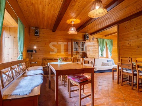 Prodej chaty 260 m², pozemek 615 m²