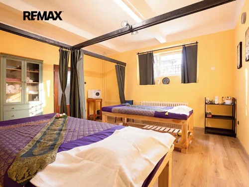 Prodej domu 385 m², pozemek 199 m²