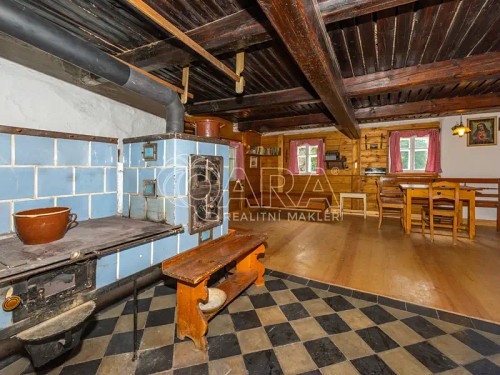 Prodej chalupy 90 m², pozemek 187 m²