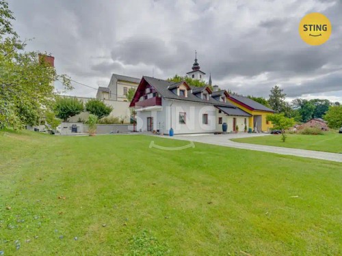 Prodej domu 200 m², pozemek 1986 m²