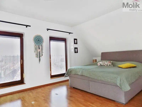 Prodej domu 190 m², pozemek 1140 m²