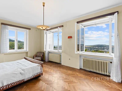 Prodej vily 216 m², pozemek 660 m²