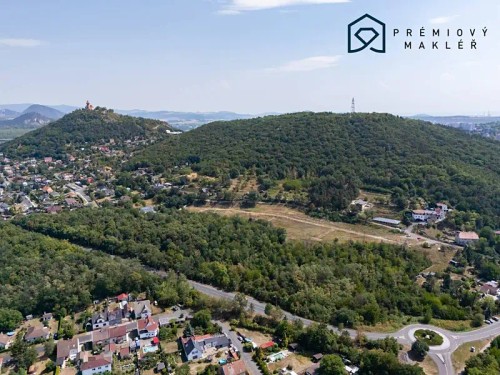 Prodej stavebního pozemku 594 m²