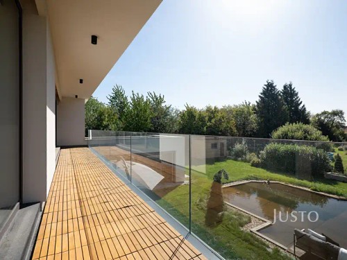 Prodej domu 349 m², pozemek 1385 m²