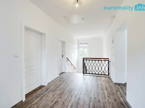 Prodej domu 420 m², pozemek 633 m²