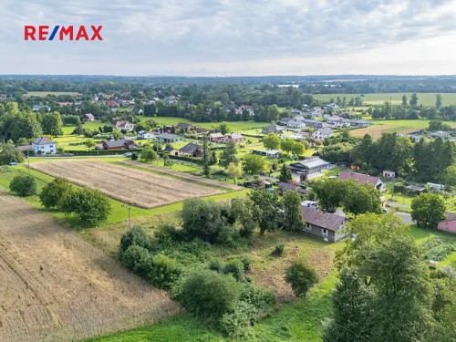 Prodej stavebního pozemku 1228 m²