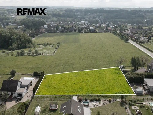 Prodej stavebního pozemku 2600 m²