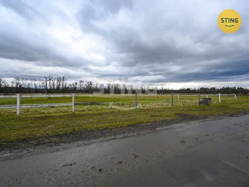 Prodej stavebního pozemku 2306 m²