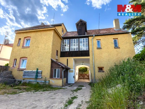 Prodej domu 219 m², pozemek 665 m²