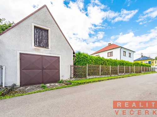Prodej domu 220 m², pozemek 883 m²