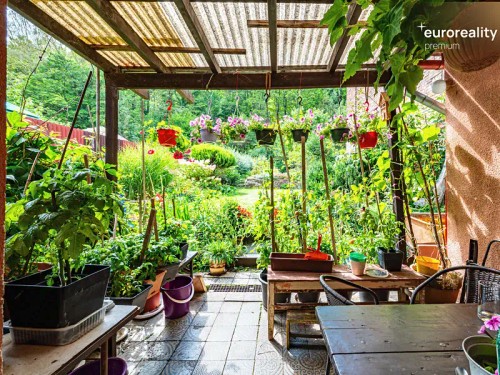 Prodej domu 380 m², pozemek 615 m²