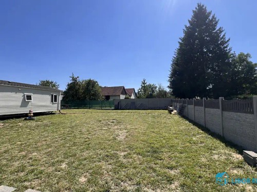 Prodej stavebního pozemku 1305 m²