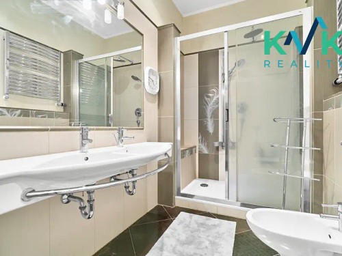 Prodej bytu 4+kk 109 m²