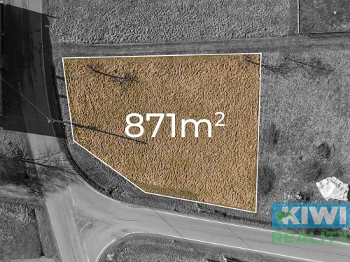 Prodej stavebního pozemku 871 m²