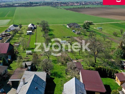 Prodej stavebního pozemku 2445 m²