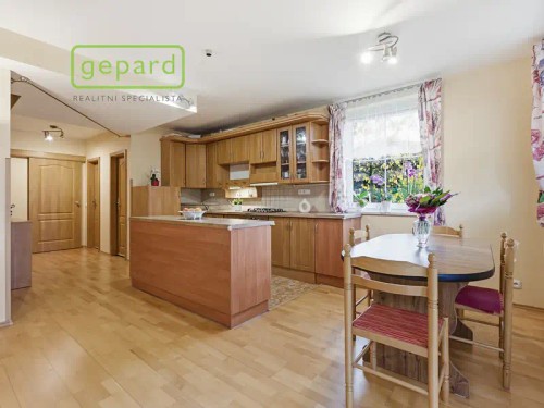 Prodej domu 175 m², pozemek 868 m²