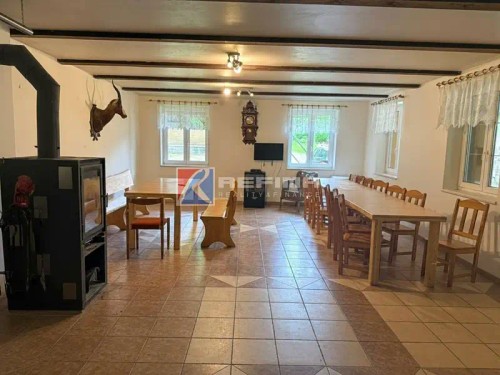 Prodej domu 281 m², pozemek 3530 m²