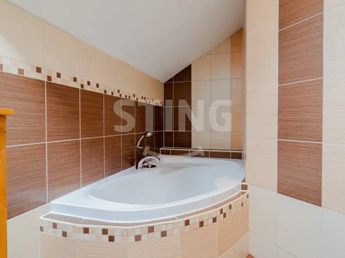 Prodej domu 198 m², pozemek 995 m²