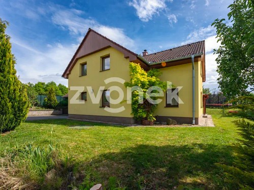 Prodej domu 186 m², pozemek 914 m²