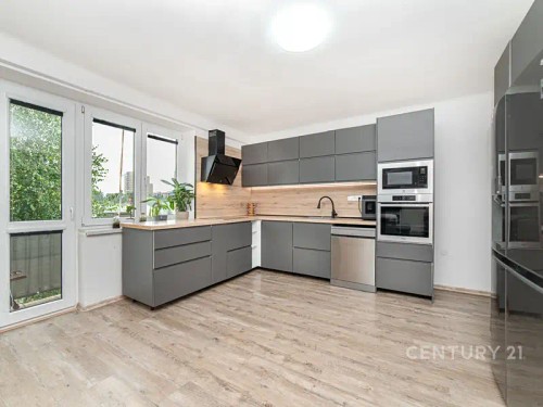 Prodej bytu 3+kk 68 m²