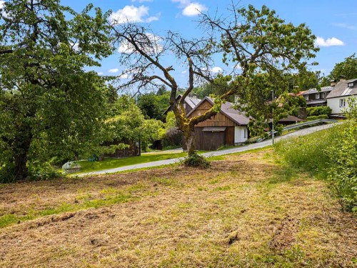 Prodej stavebního pozemku 1785 m²