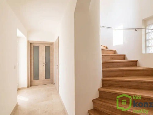 Prodej domu 222 m², pozemek 135 m²