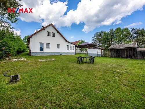 Prodej domu 276 m², pozemek 7487 m²