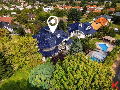 Prodej vily 358 m², pozemek 1157 m²