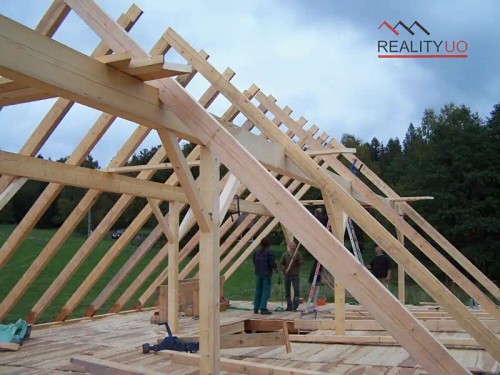 Prodej stavebního pozemku 2525 m²