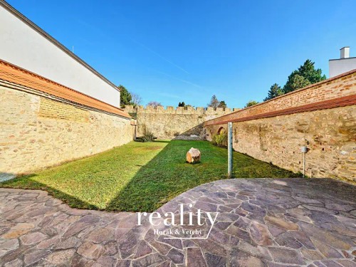 Prodej domu 308 m², pozemek 646 m²