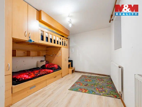 Prodej domu 350 m², pozemek 7949 m²