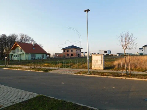 Prodej stavebního pozemku 910 m²