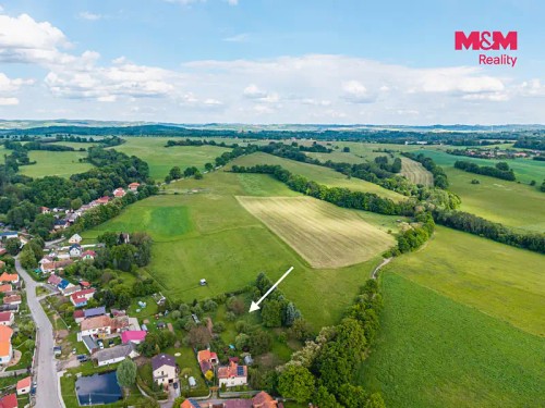 Prodej stavebního pozemku 1693 m²