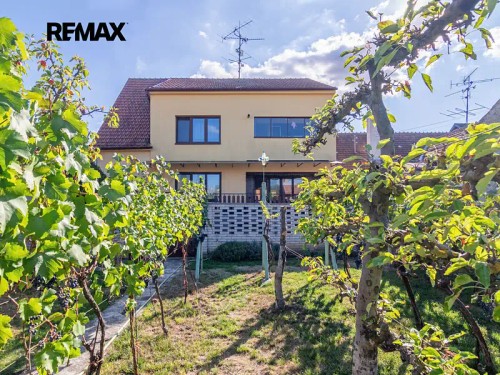 Prodej domu 225 m², pozemek 780 m²