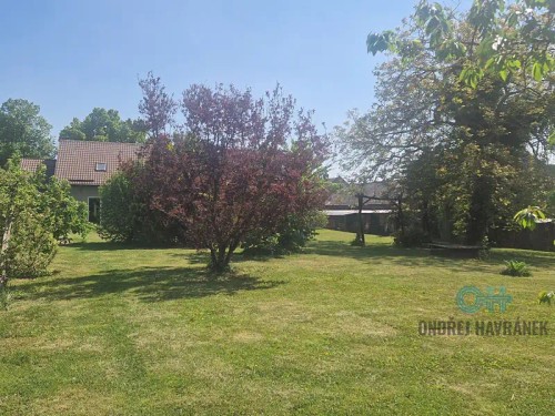 Prodej domu 330 m², pozemek 2461 m²