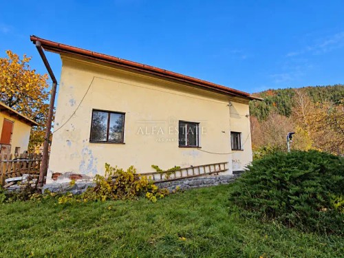 Prodej stavebního pozemku 775 m²