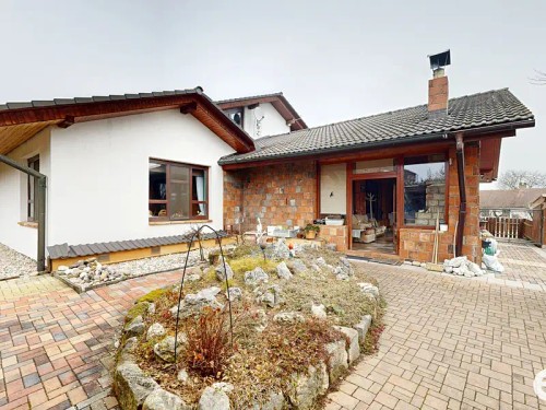Prodej domu 573 m², pozemek 1944 m²