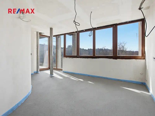 Prodej vily 260 m², pozemek 2681 m²