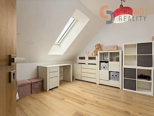 Prodej domu 242 m², pozemek 555 m²