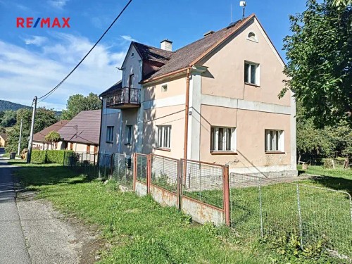 Prodej domu 200 m², pozemek 2250 m²