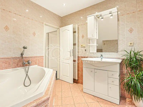 Prodej domu 195 m², pozemek 447 m²