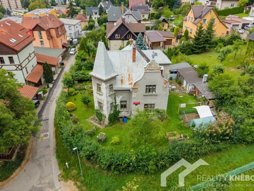 Prodej vily 259 m², pozemek 853 m²