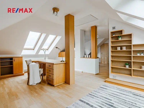 Prodaný  dům 258 m², pozemek 1500 m²