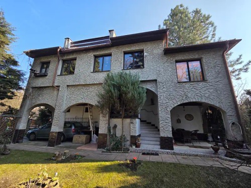 Prodej atypického bytu 183 m²