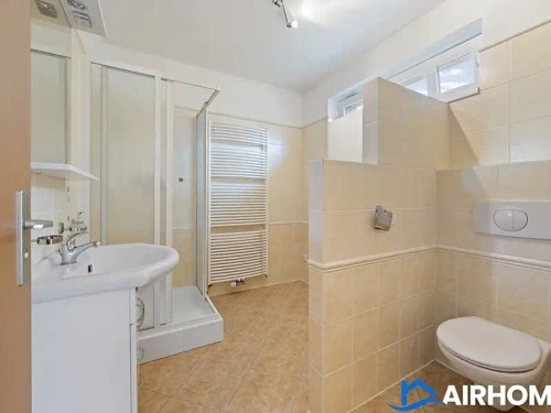 Prodej domu 302 m², pozemek 1203 m²