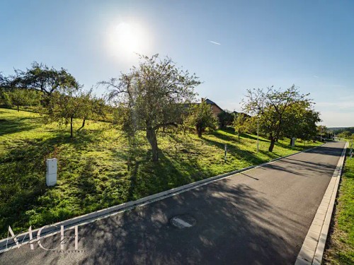 Prodej stavebního pozemku 1356 m²