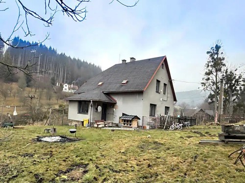Prodej domu 140 m², pozemek 3565 m²