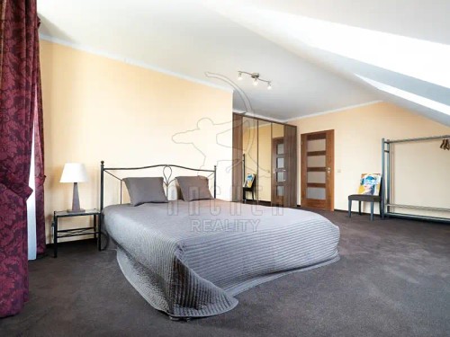 Prodej domu 308 m², pozemek 1226 m²