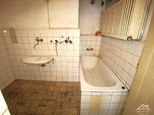 Prodej domu 371 m², pozemek 2500 m²